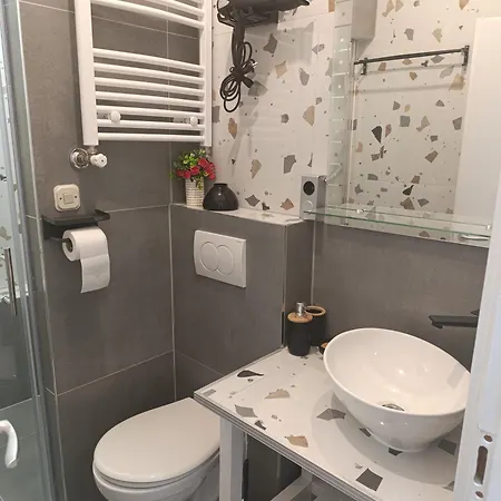 Apartment Zagreb, Jarun Eva *